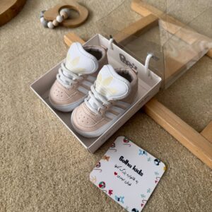 پاپوش آدیداس صورتی