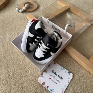 پاپوش نایکی سفید مشکی